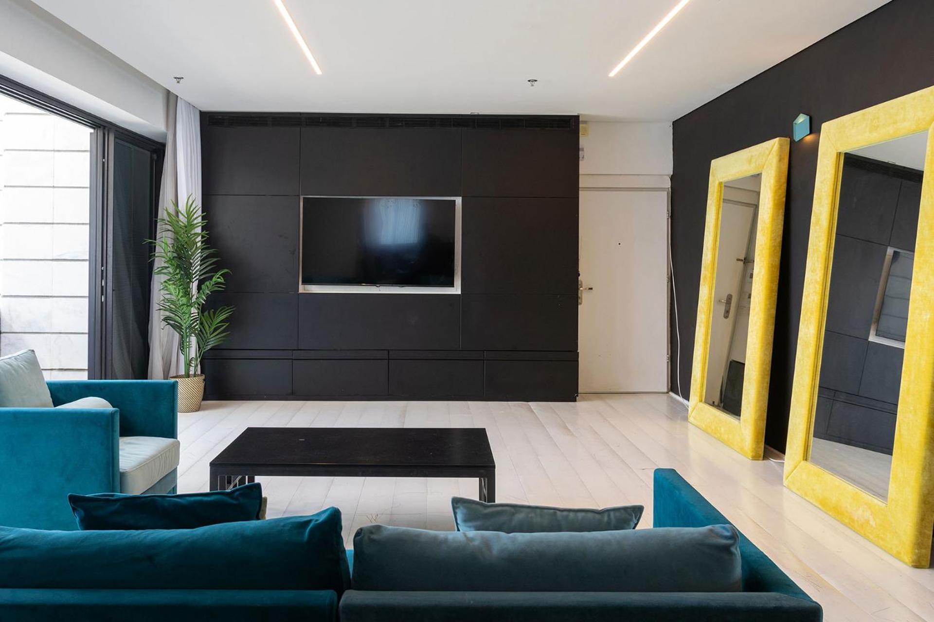 Yalarent Sea-Breeze Penthouse With Jacuzzi Apartment Bat Yam Ngoại thất bức ảnh
